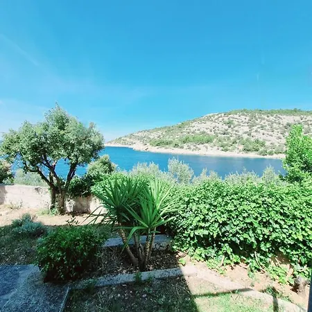 Apartman Val Apartment *